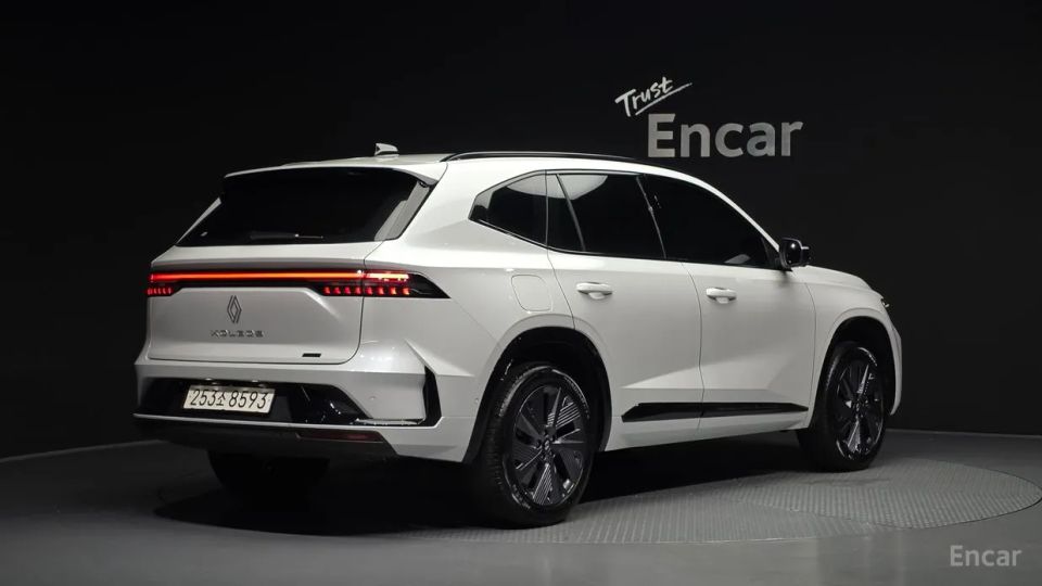 Renault-KoreaSamsung Grand Koleos