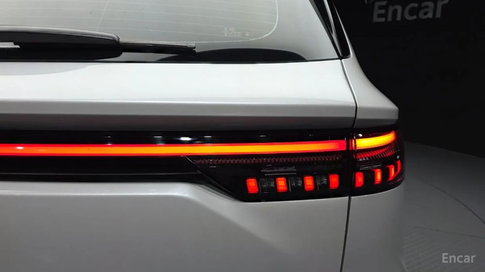 Renault-KoreaSamsung Grand Koleos