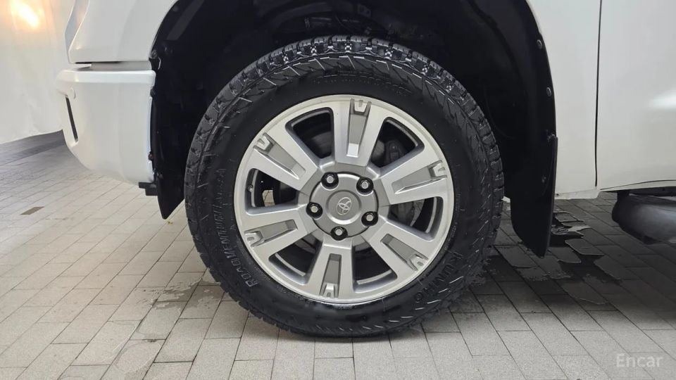Toyota Tundra