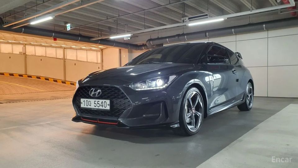 Hyundai Veloster