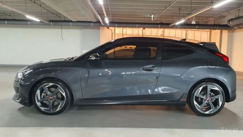 Hyundai Veloster