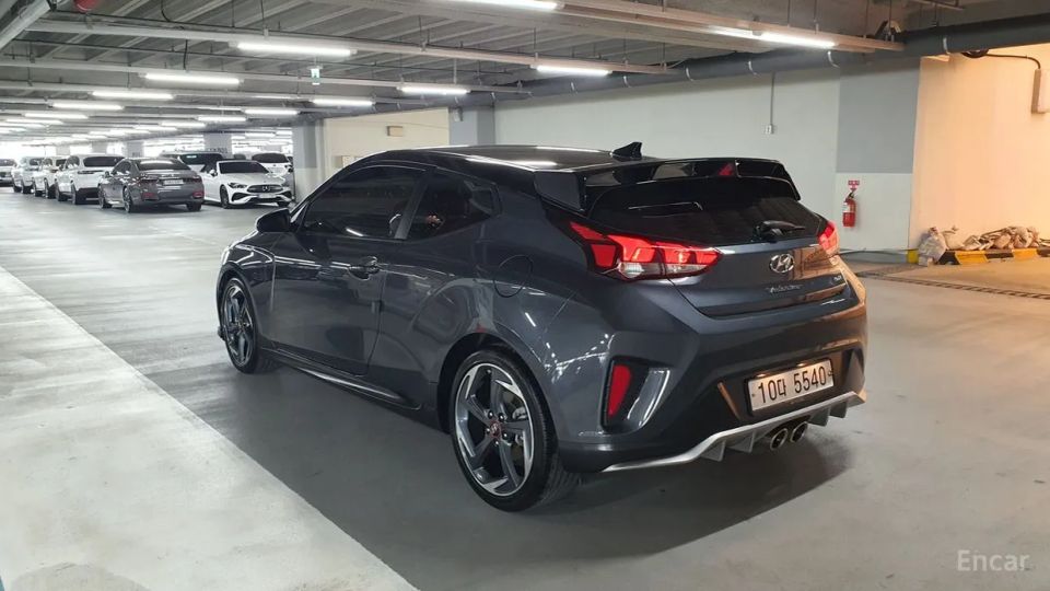Hyundai Veloster