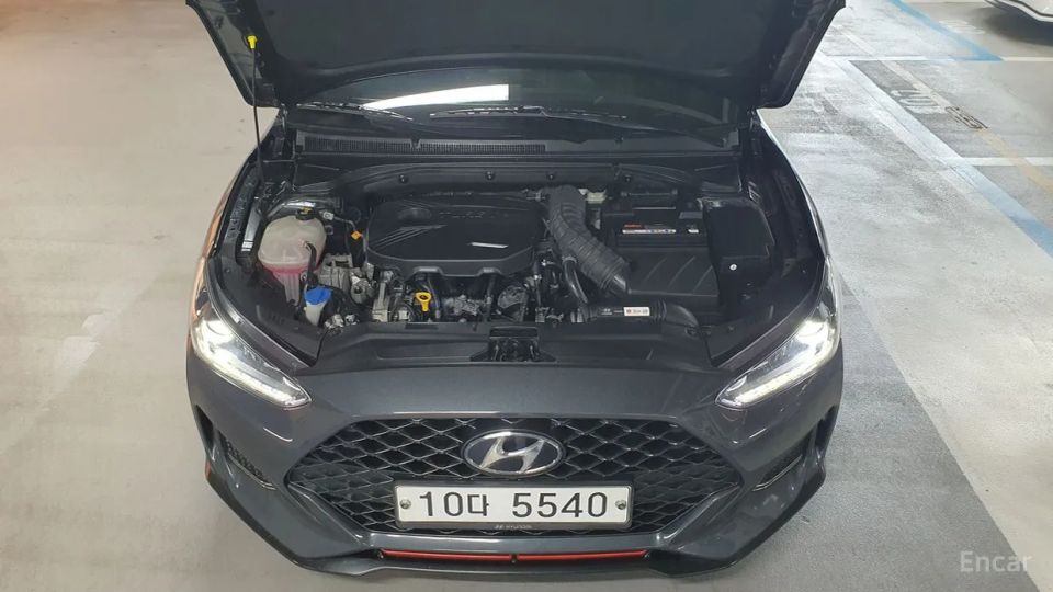 Hyundai Veloster