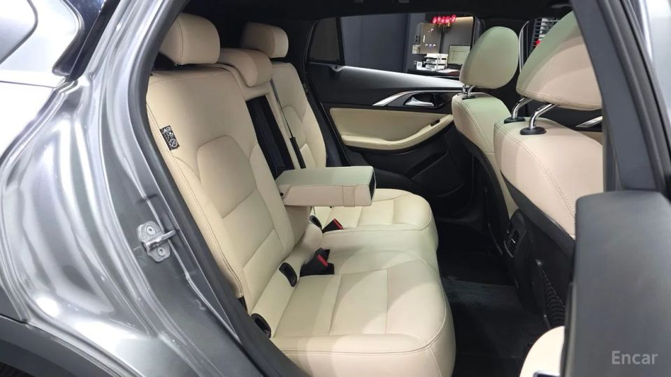 Infiniti QX30