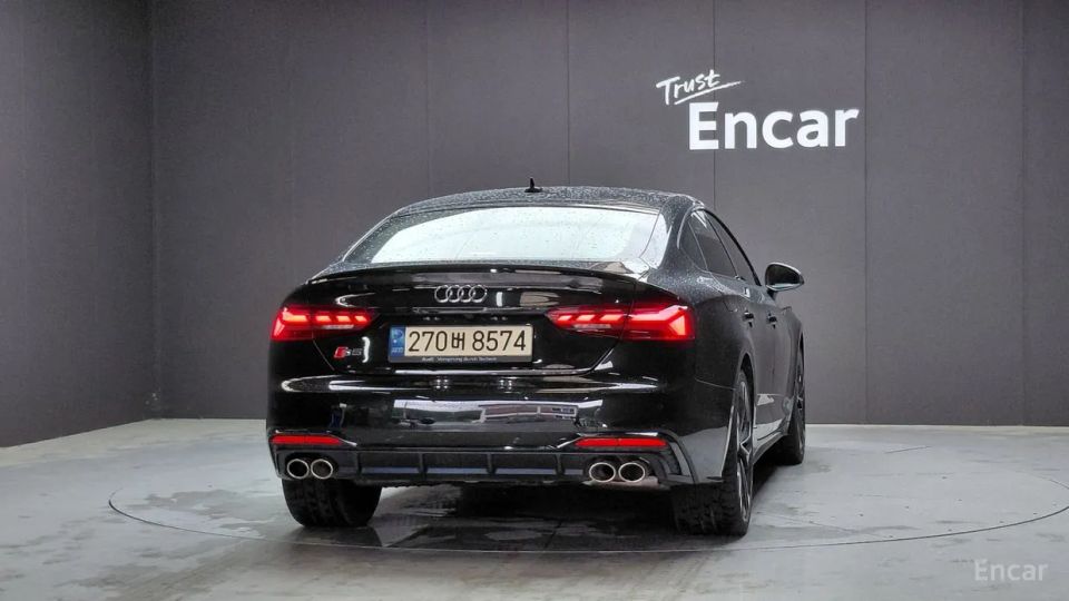 Audi S5