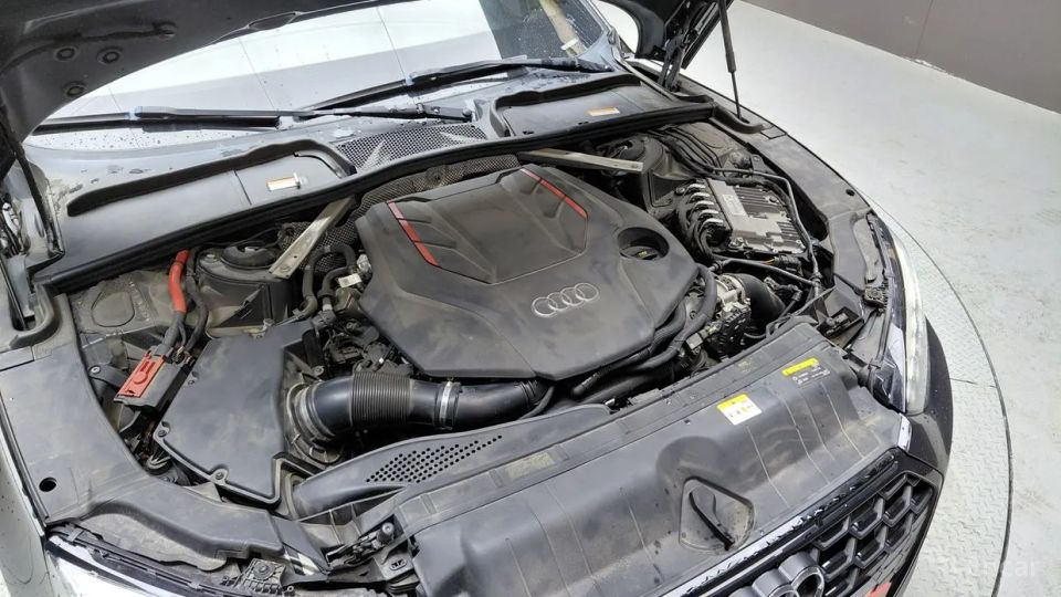 Audi S5