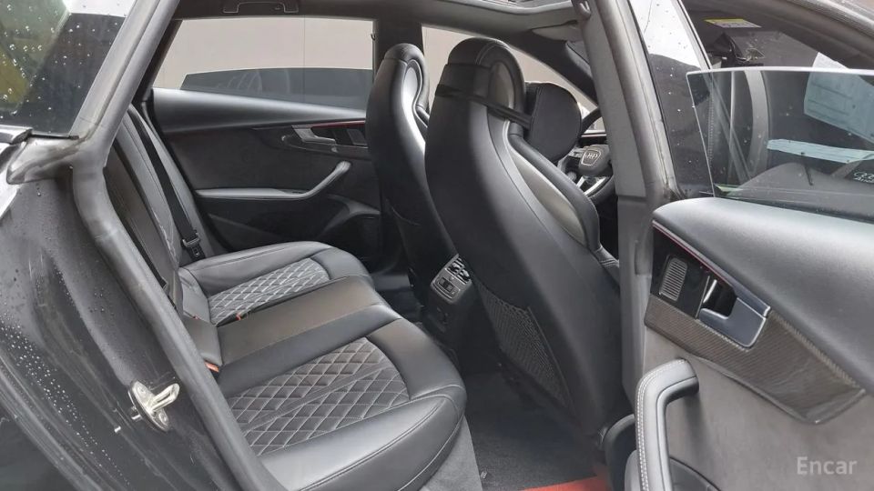 Audi S5