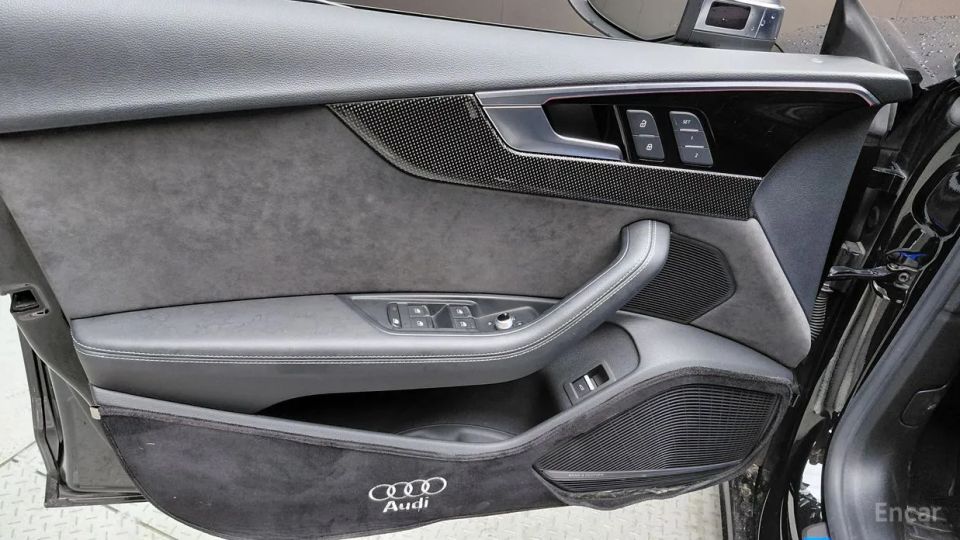 Audi S5