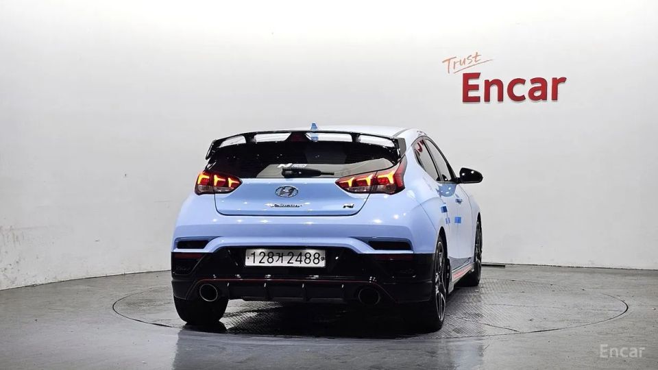 Hyundai Veloster