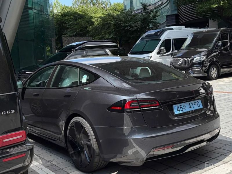 Tesla model-s