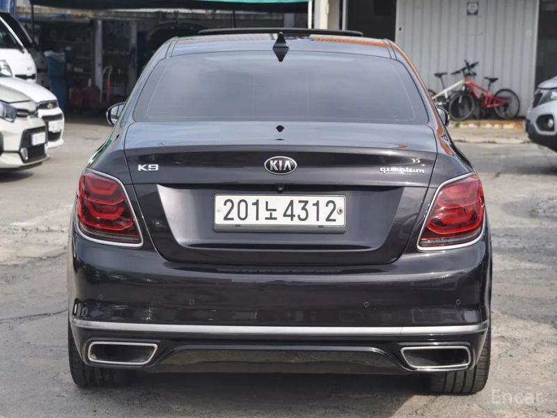 Kia K9