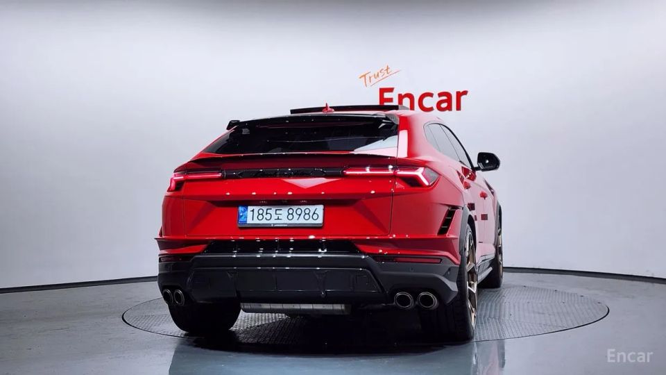 Lamborghini urus
