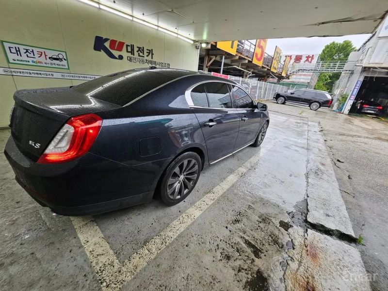 Lincoln MKS