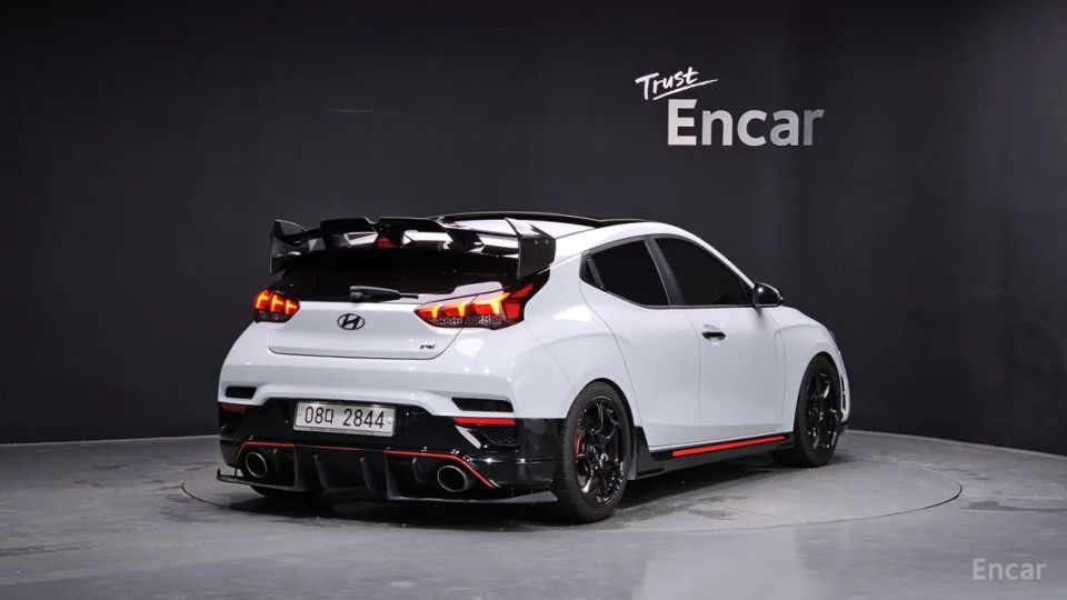 Hyundai Veloster