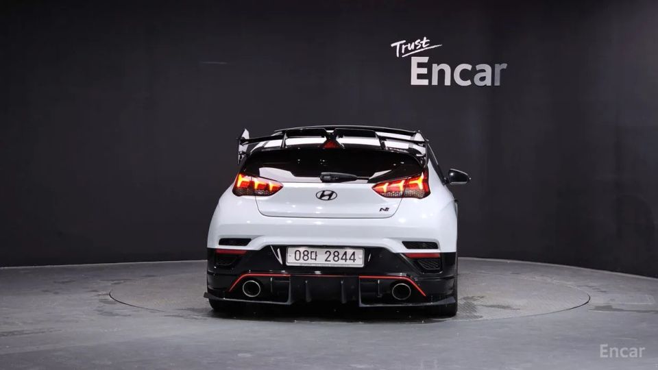 Hyundai Veloster