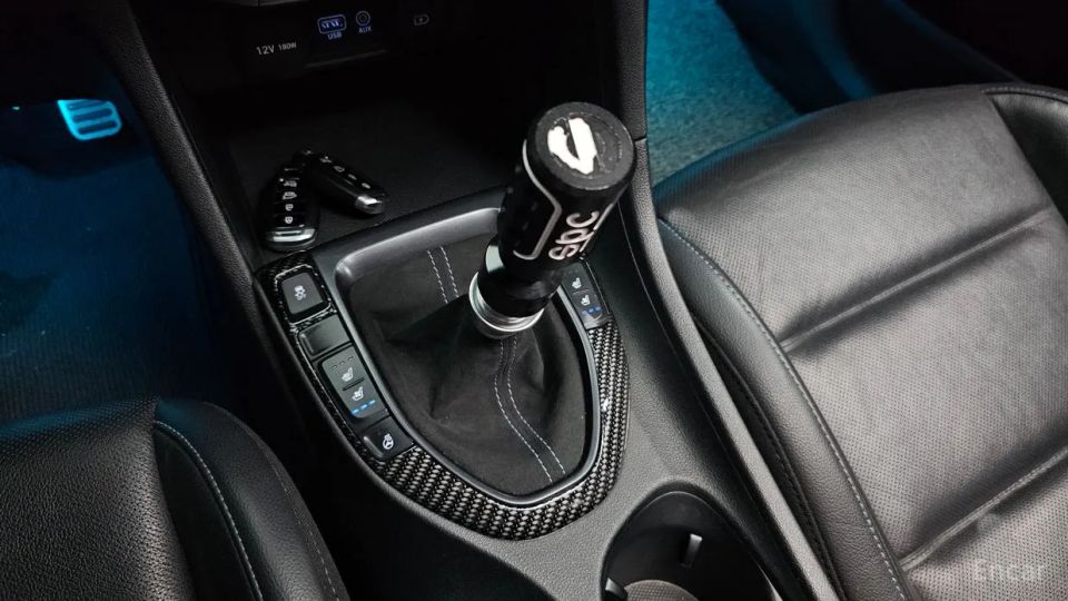 Hyundai Veloster