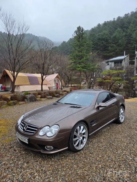 Mercedes-Benz SL-Class