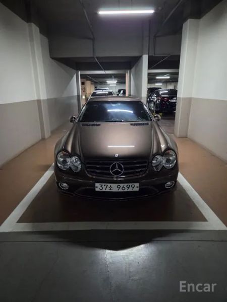 Mercedes-Benz SL-Class