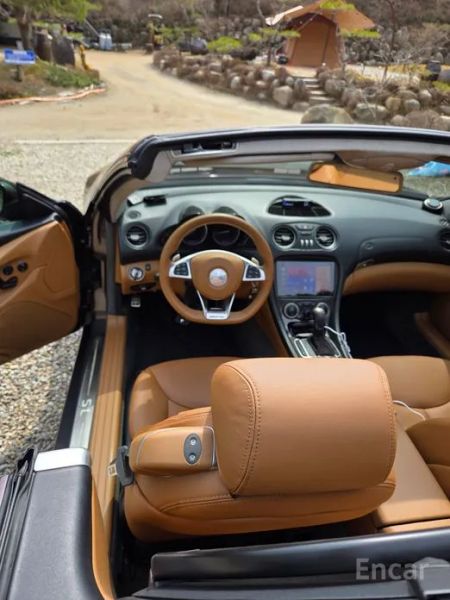 Mercedes-Benz SL-Class