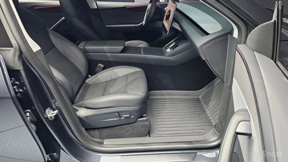 Tesla model-y