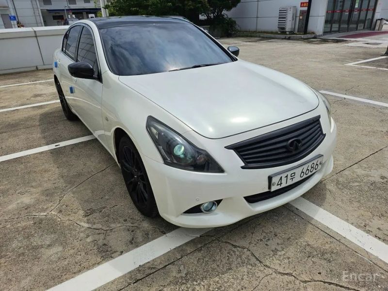 Infiniti G