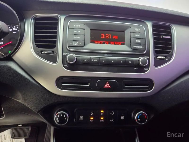Kia Carens