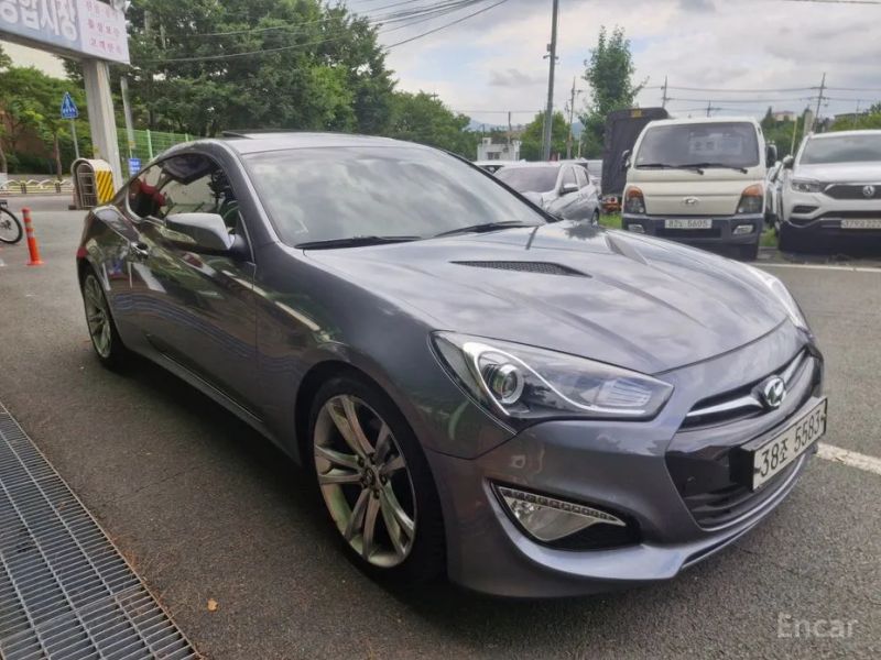 Hyundai Genesis