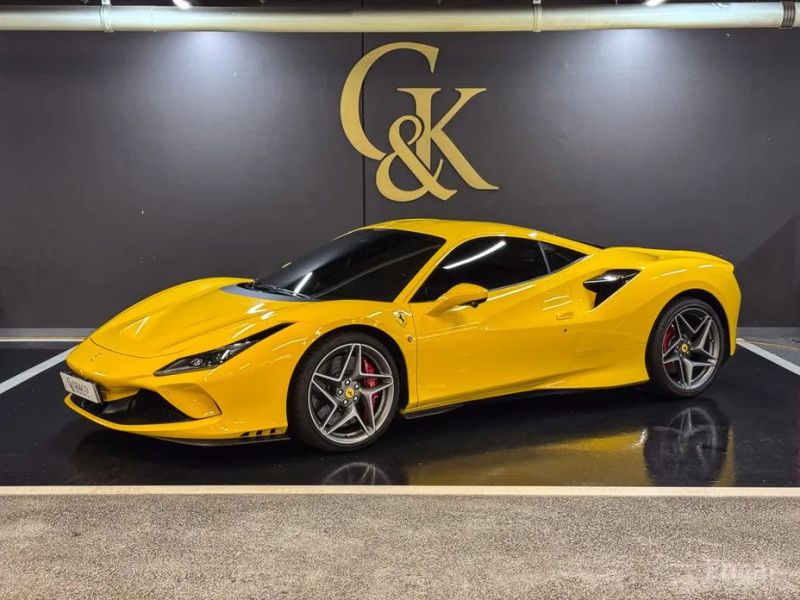 Ferrari F8