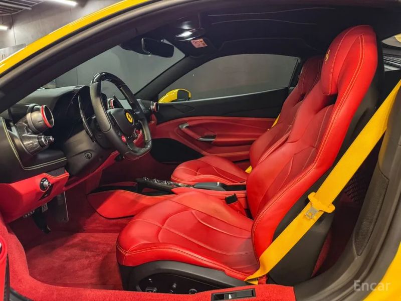 Ferrari F8