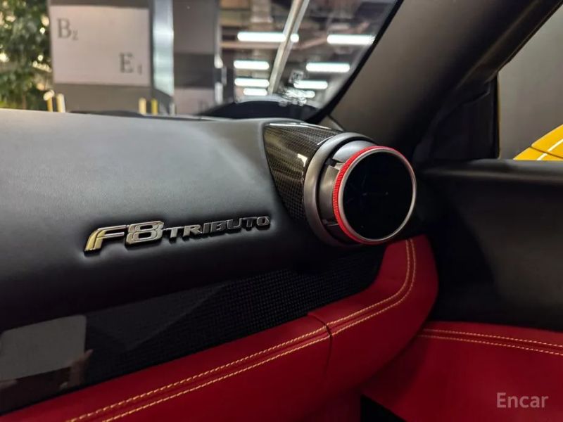 Ferrari F8