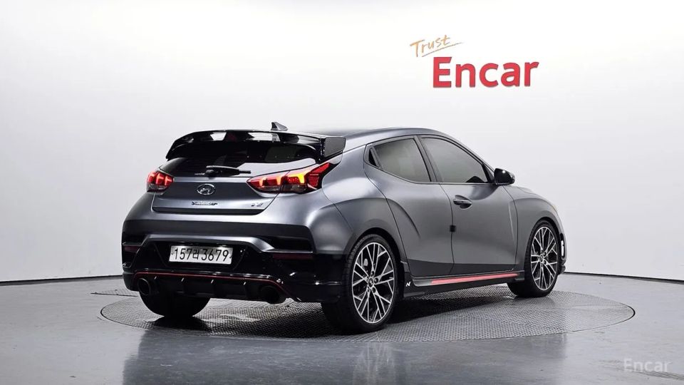 Hyundai Veloster