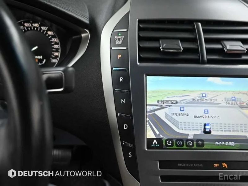 Lincoln MKZ