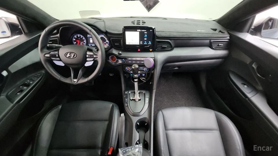 Hyundai Veloster