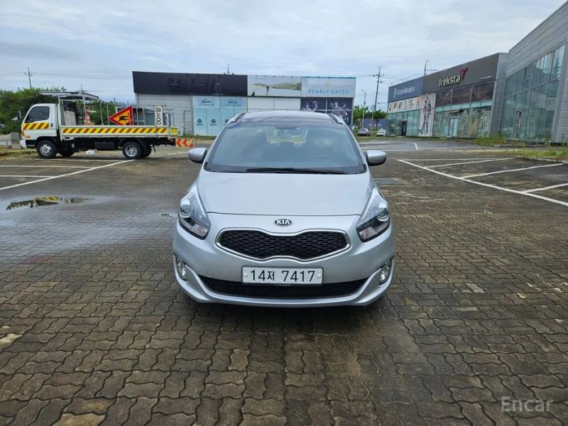 Kia Carens