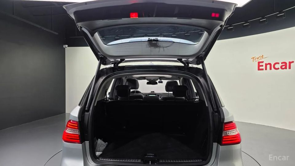 Mercedes-Benz M-class