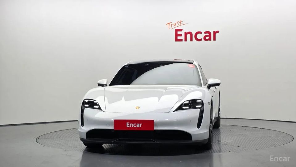 Porsche Taycan
