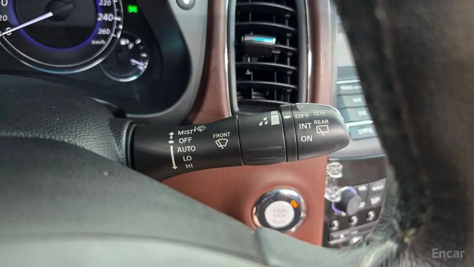 Infiniti QX50
