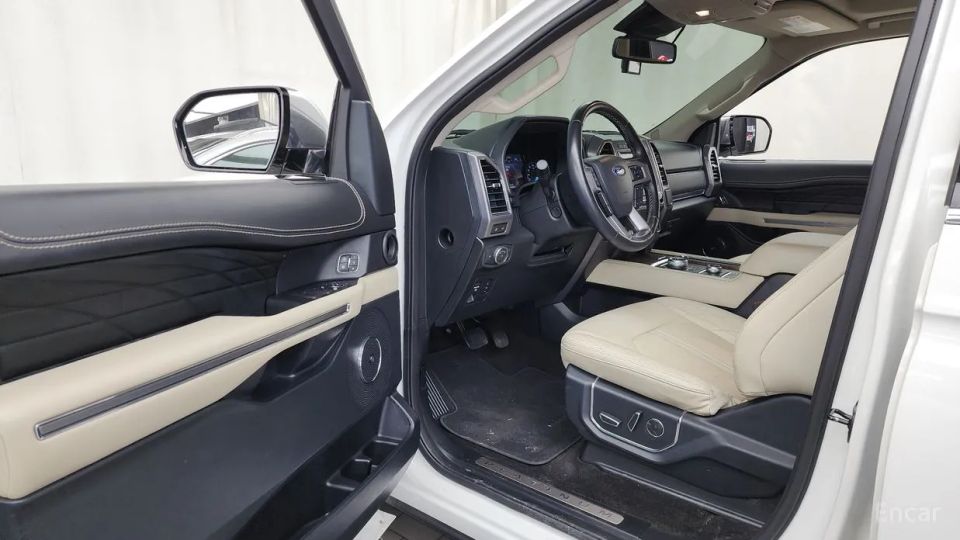 Ford Expedition