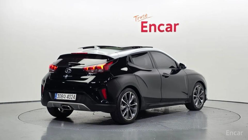 Hyundai Veloster