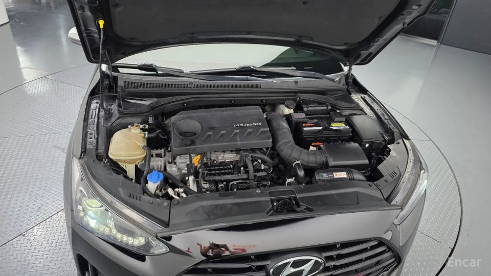 Hyundai Veloster