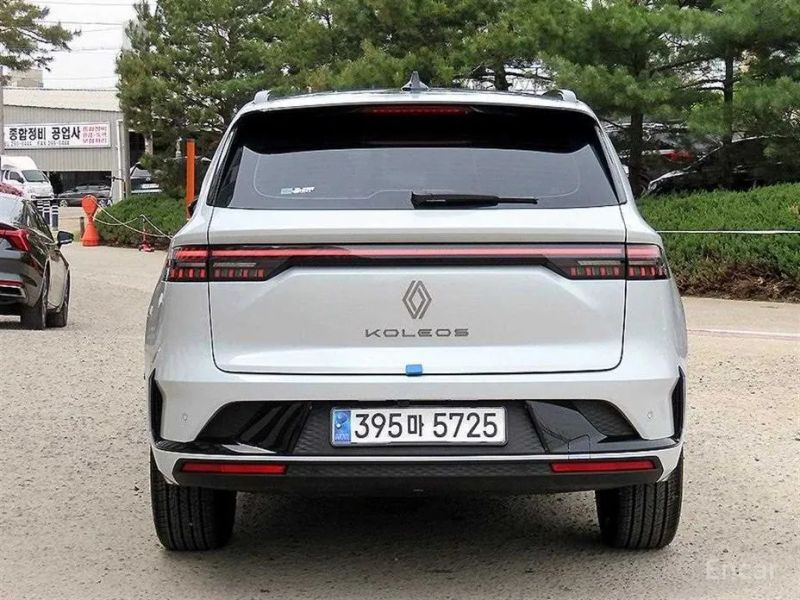 Renault-KoreaSamsung Grand Koleos