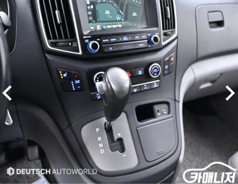 Hyundai Starex