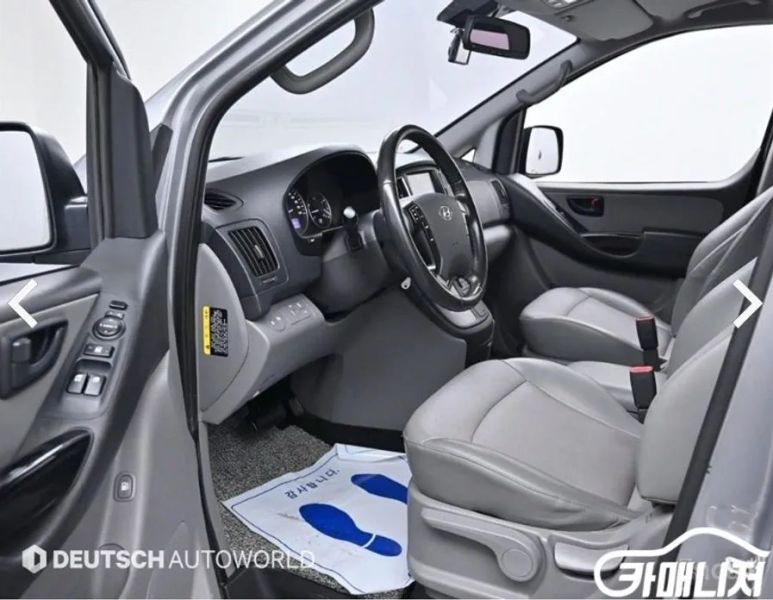 Hyundai Starex