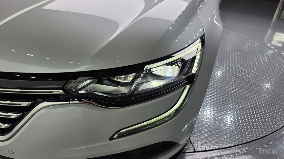 Renault-KoreaSamsung SM6