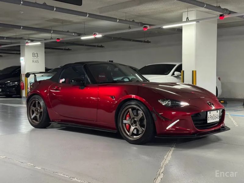 Mazda MX-5 Miata