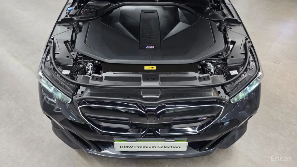 BMW i5
