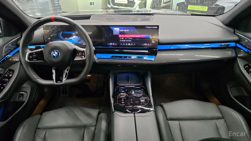 BMW i5