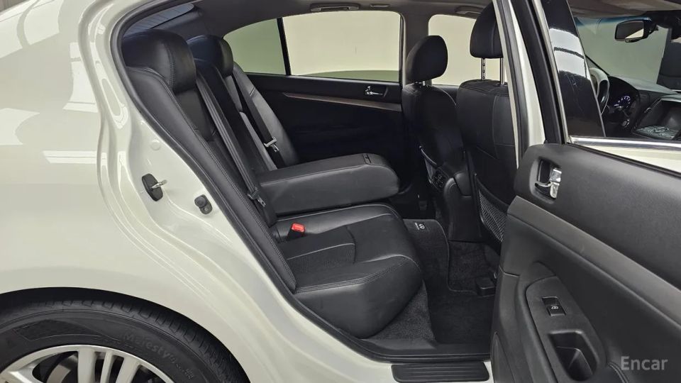 Infiniti G