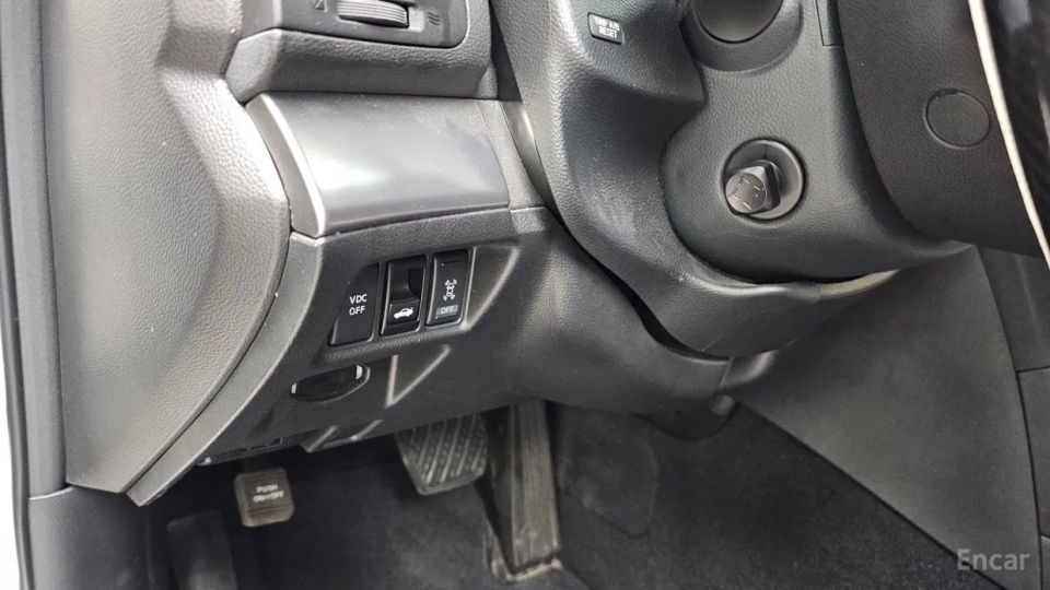 Infiniti G