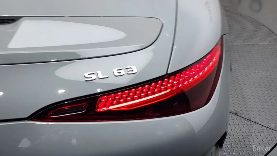 Mercedes-Benz SL-Class